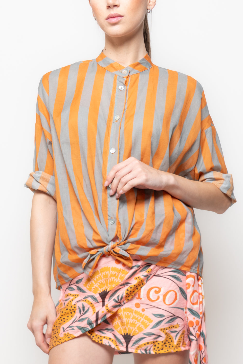 Camicia alla coreana a righe