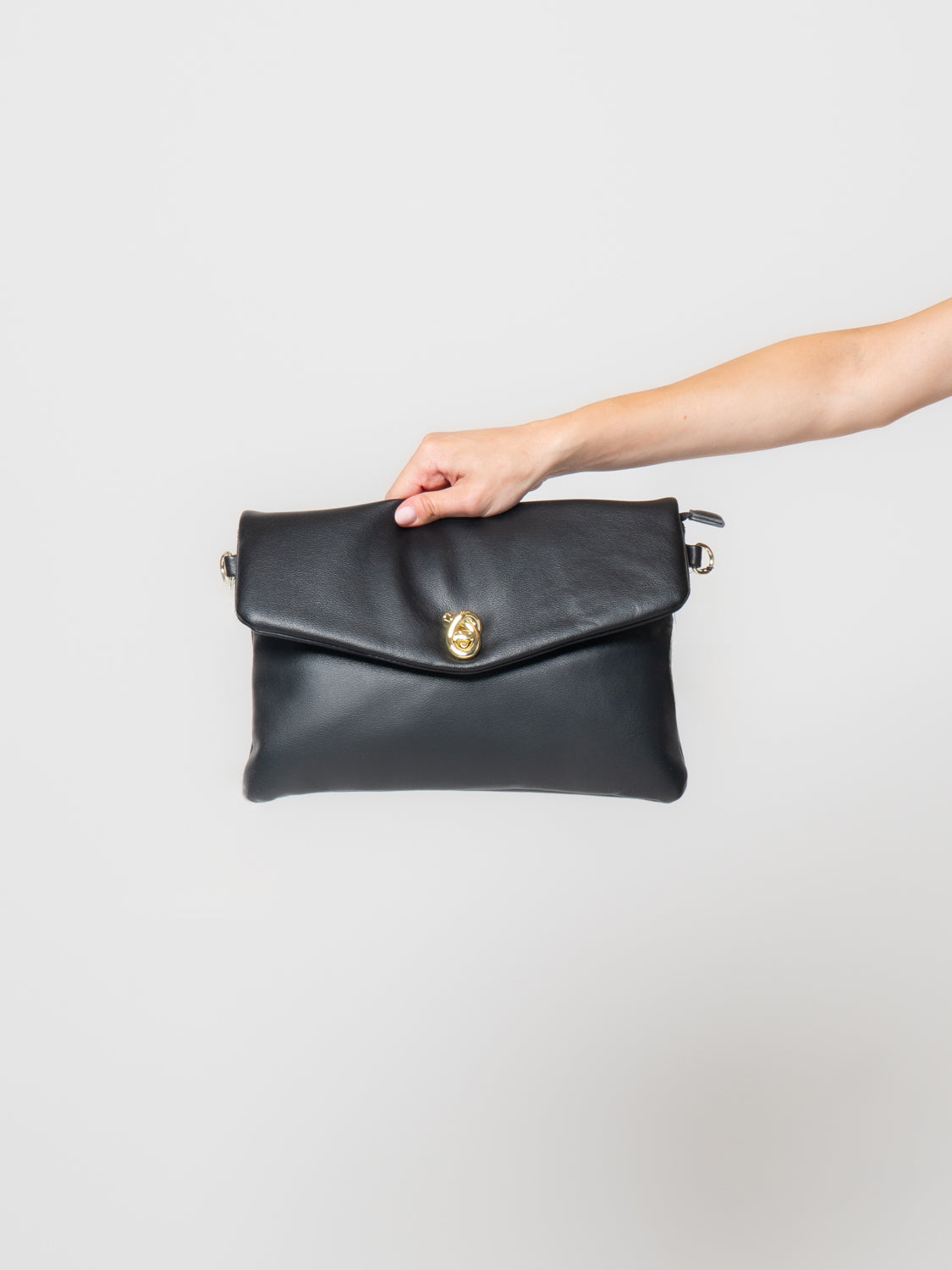 Maxi pochette a busta in similpelle