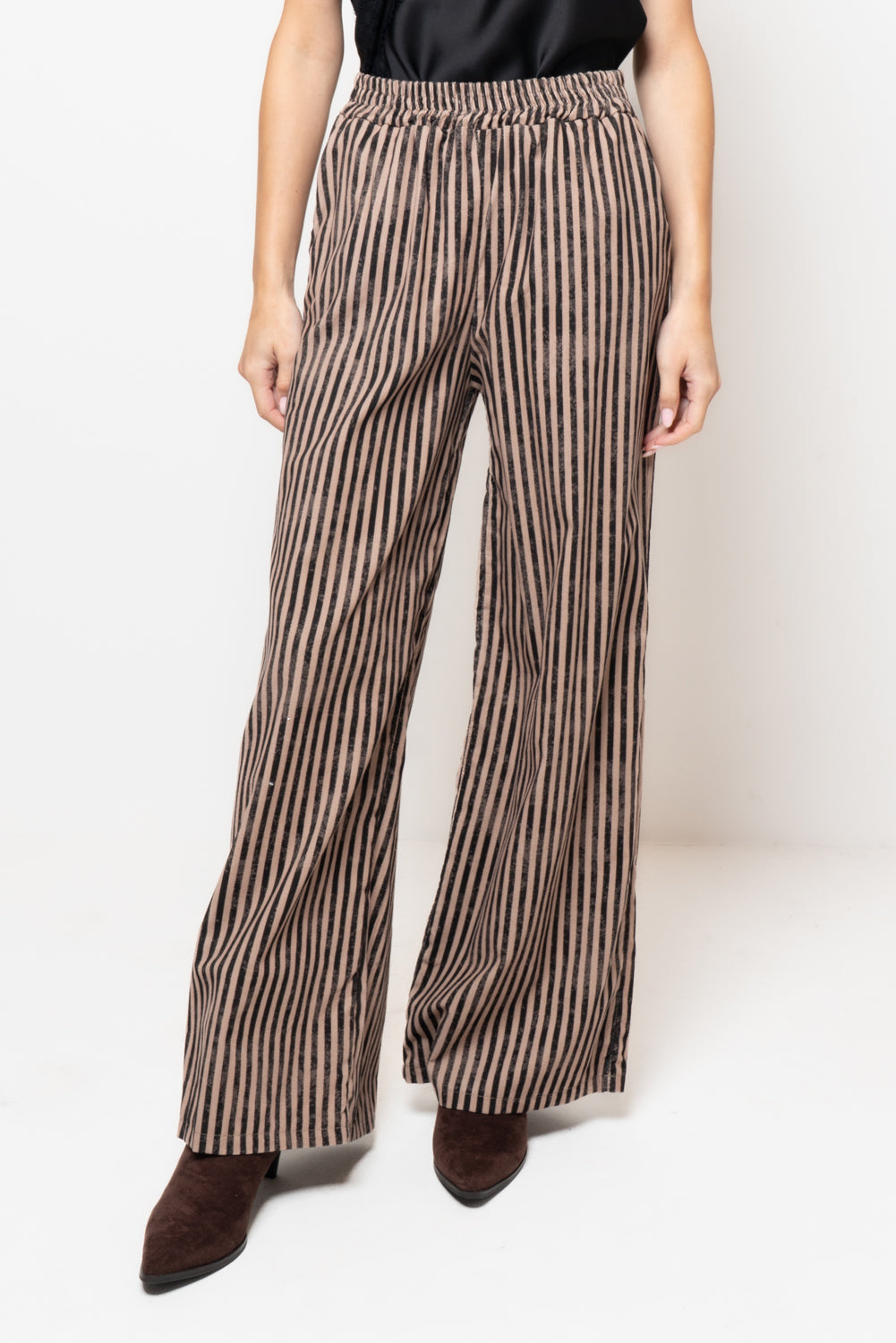 Pantalone in fantasia rigata