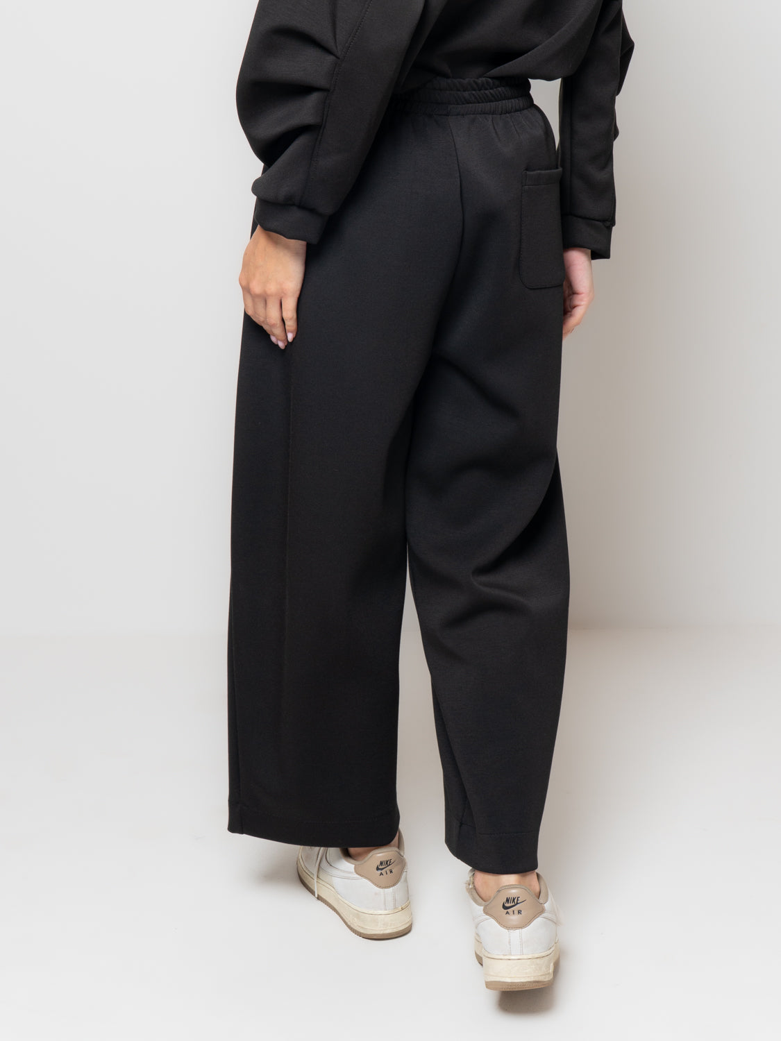 Pantalone baggy in neoprene