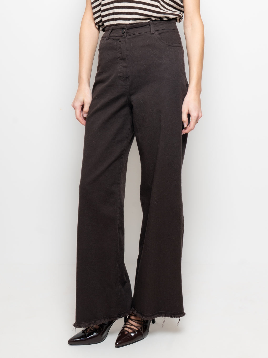 Pantalone wide con orlo sfrangiato