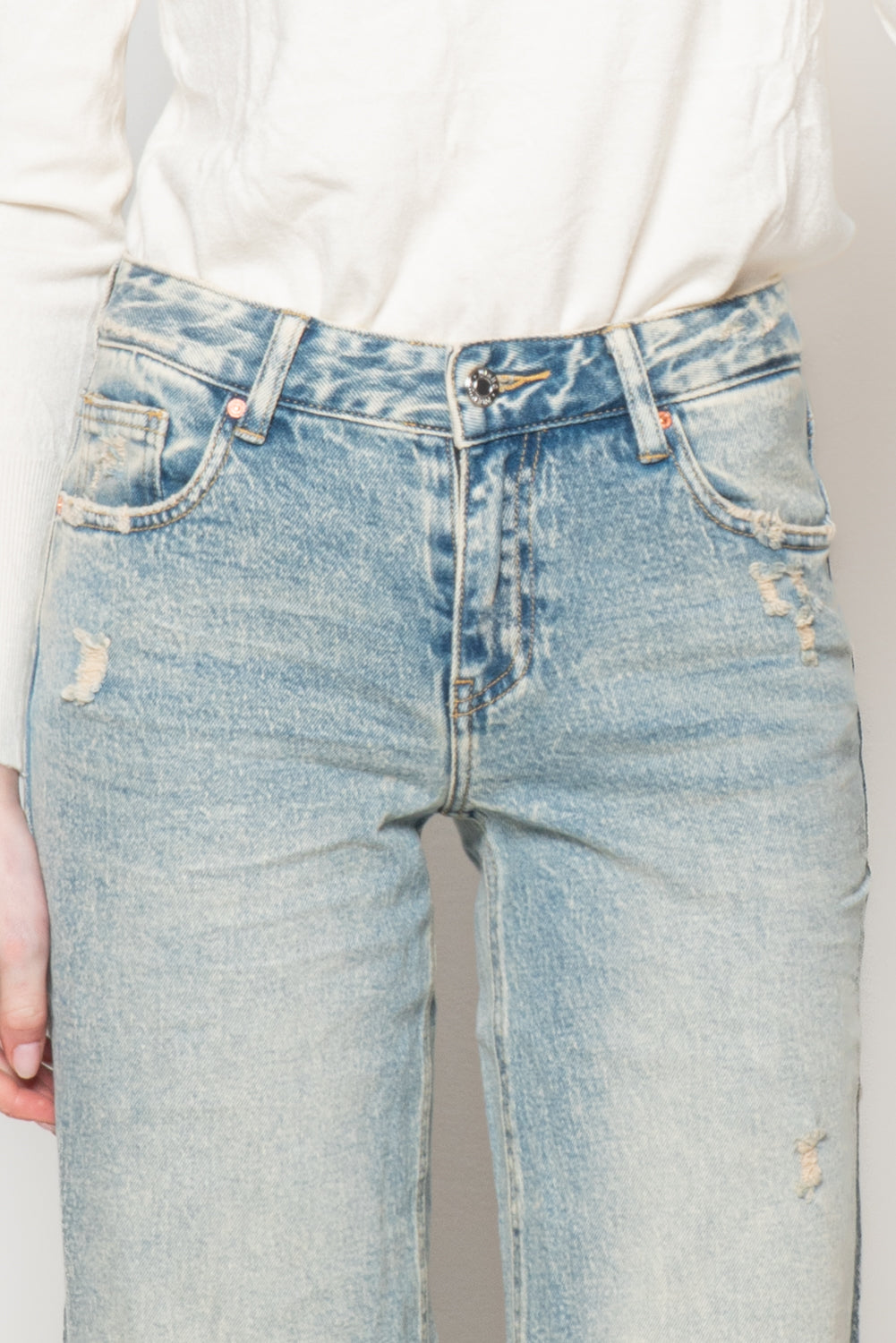 Jeans wide lavaggio al thè