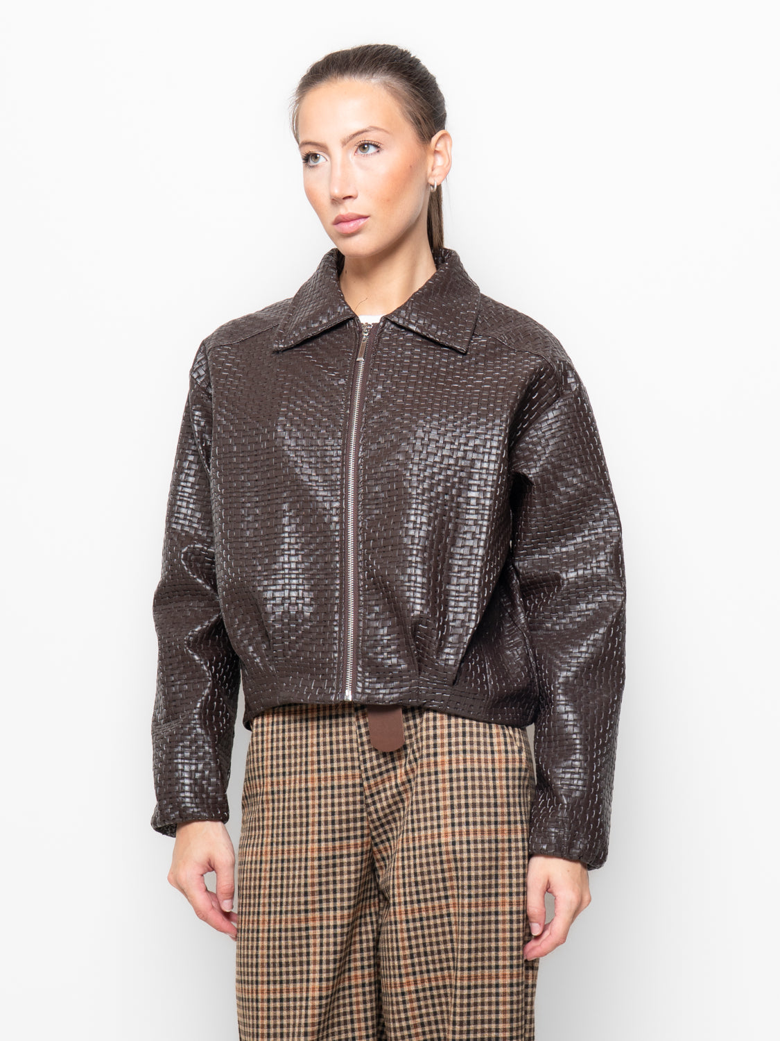 Bomber in ecopelle intrecciata