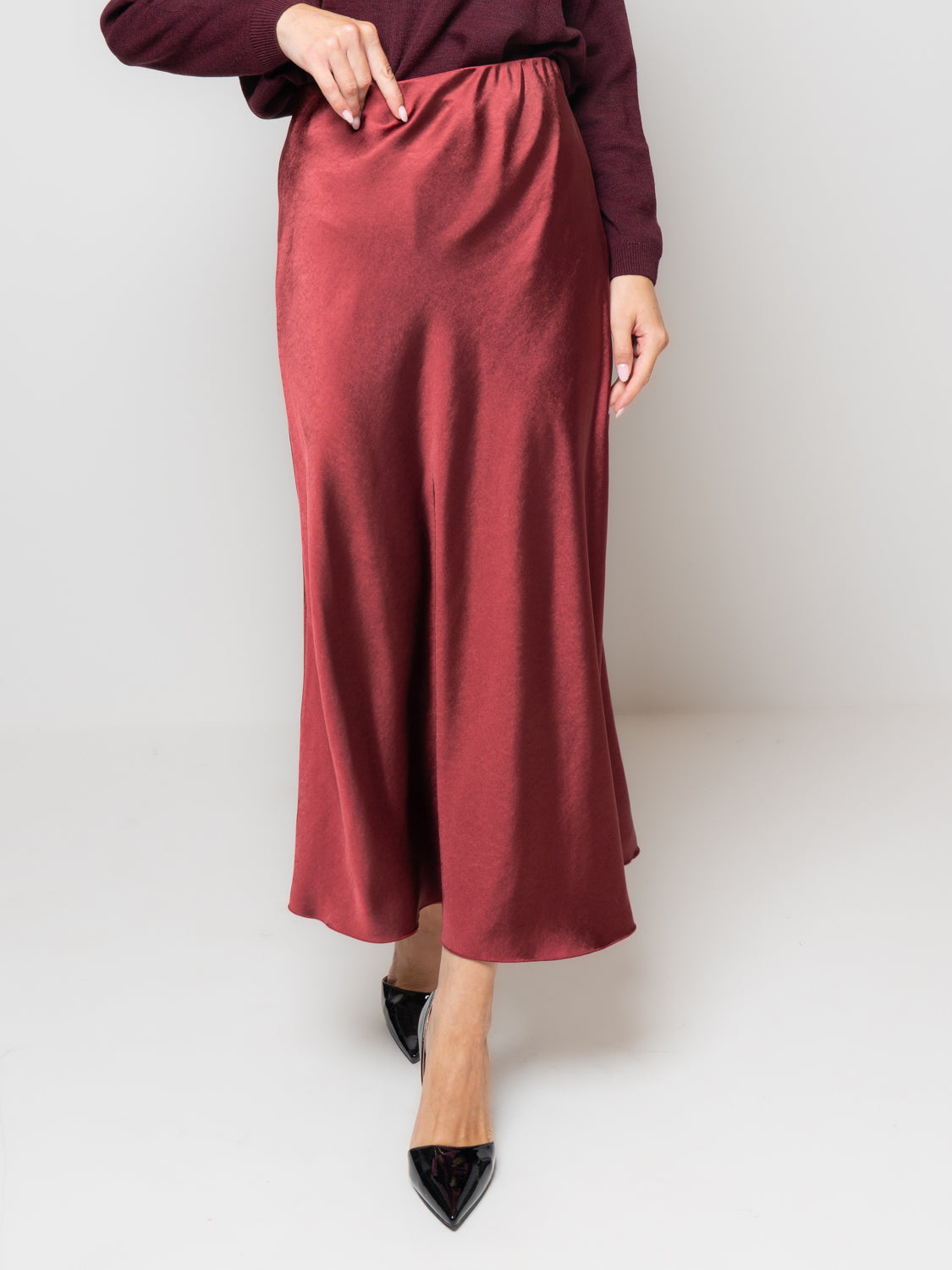 Gonna in satin lunga