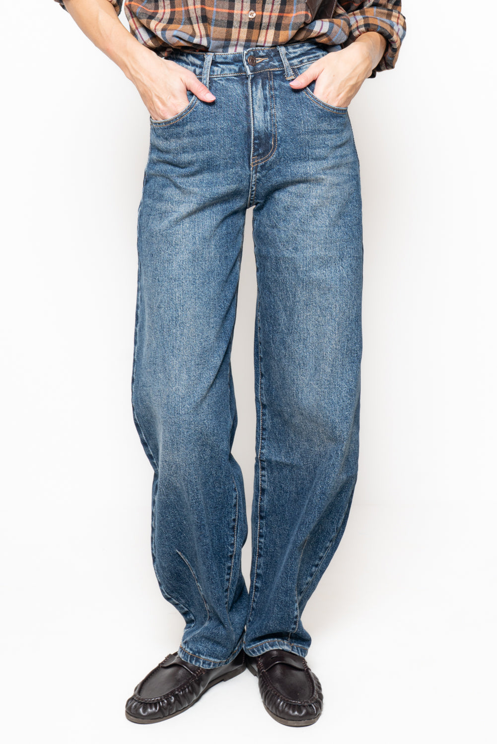 Jeans balloon fit vita alta lavaggio medio