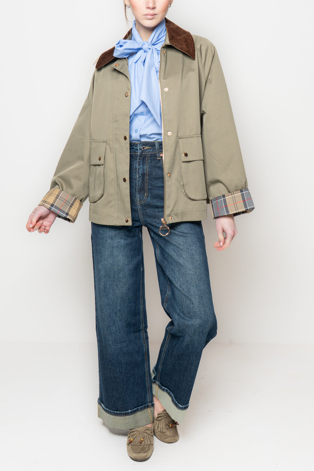 Trench con colletto in velluto