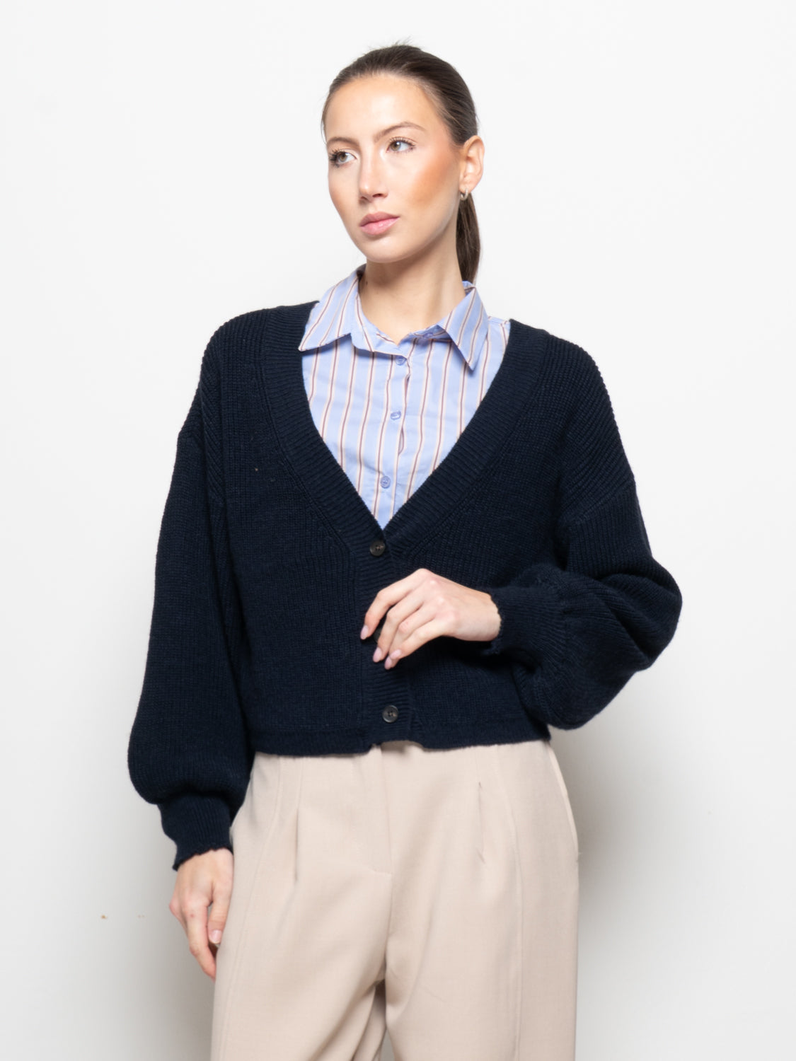 cardigan crop doppio V
