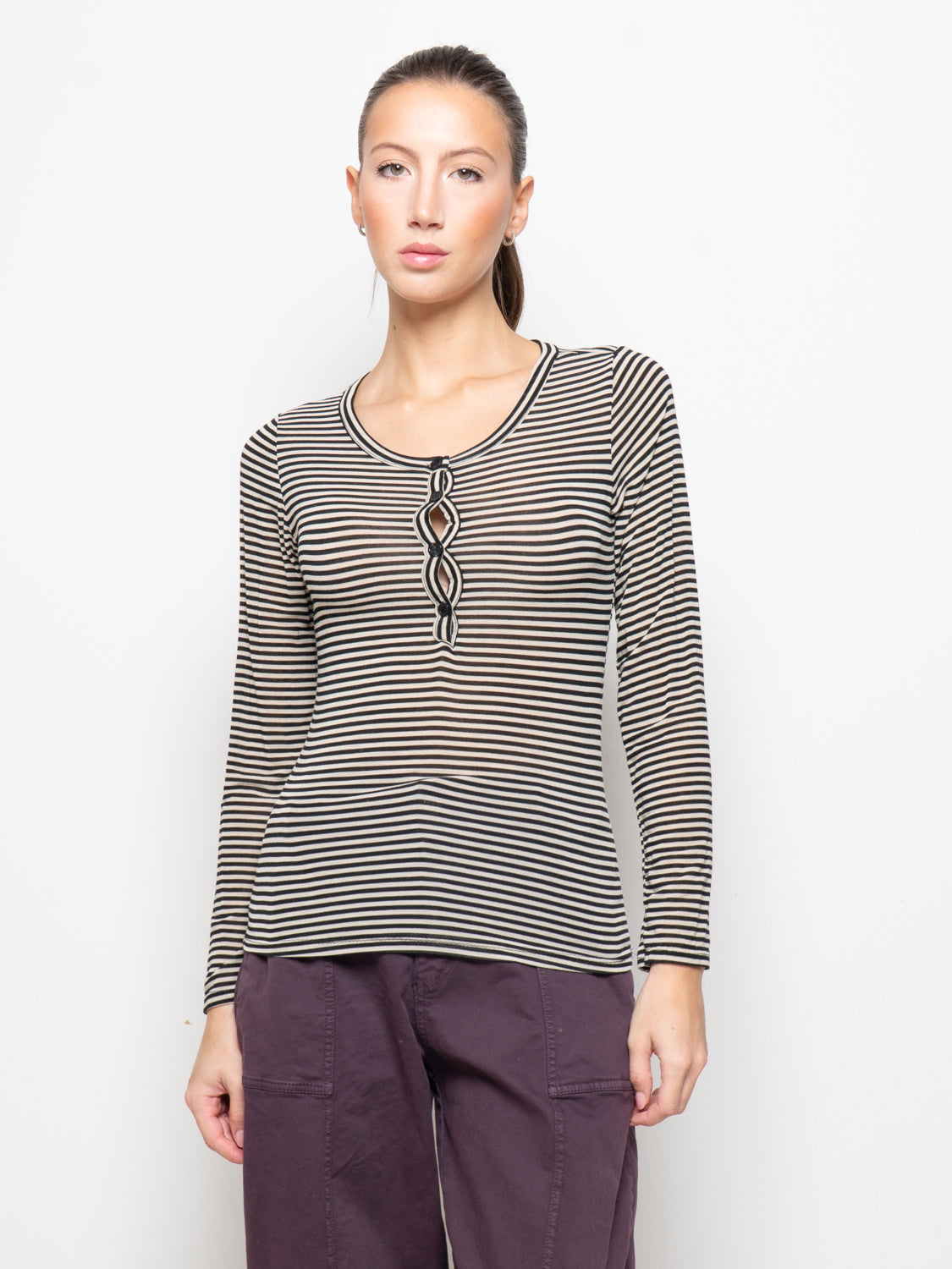 Maglia a righe con collo a serafino misto cachemire