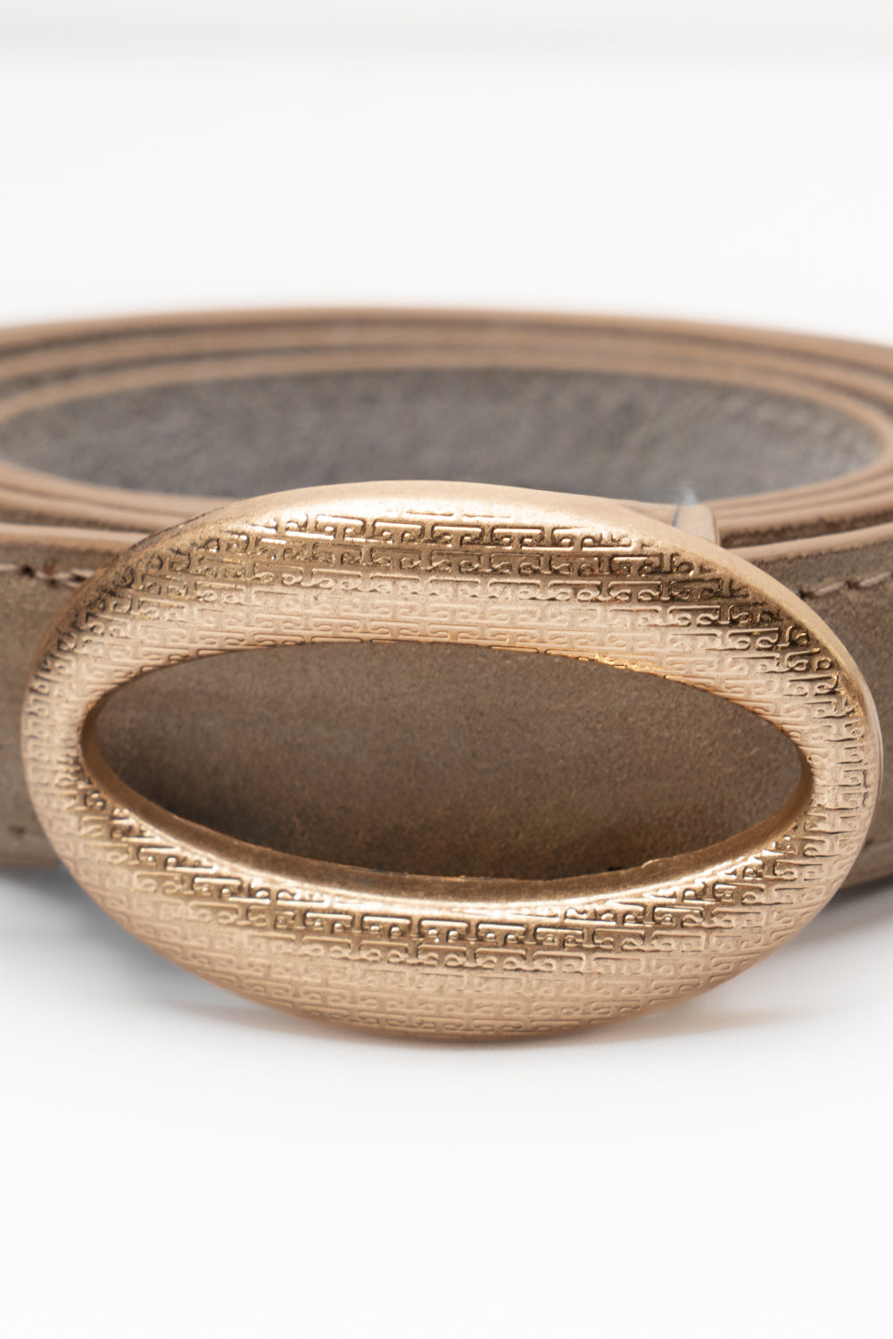 Cintura in pelle con fibbia