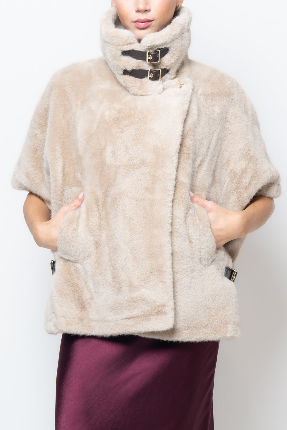 Poncho in ecopelliccia