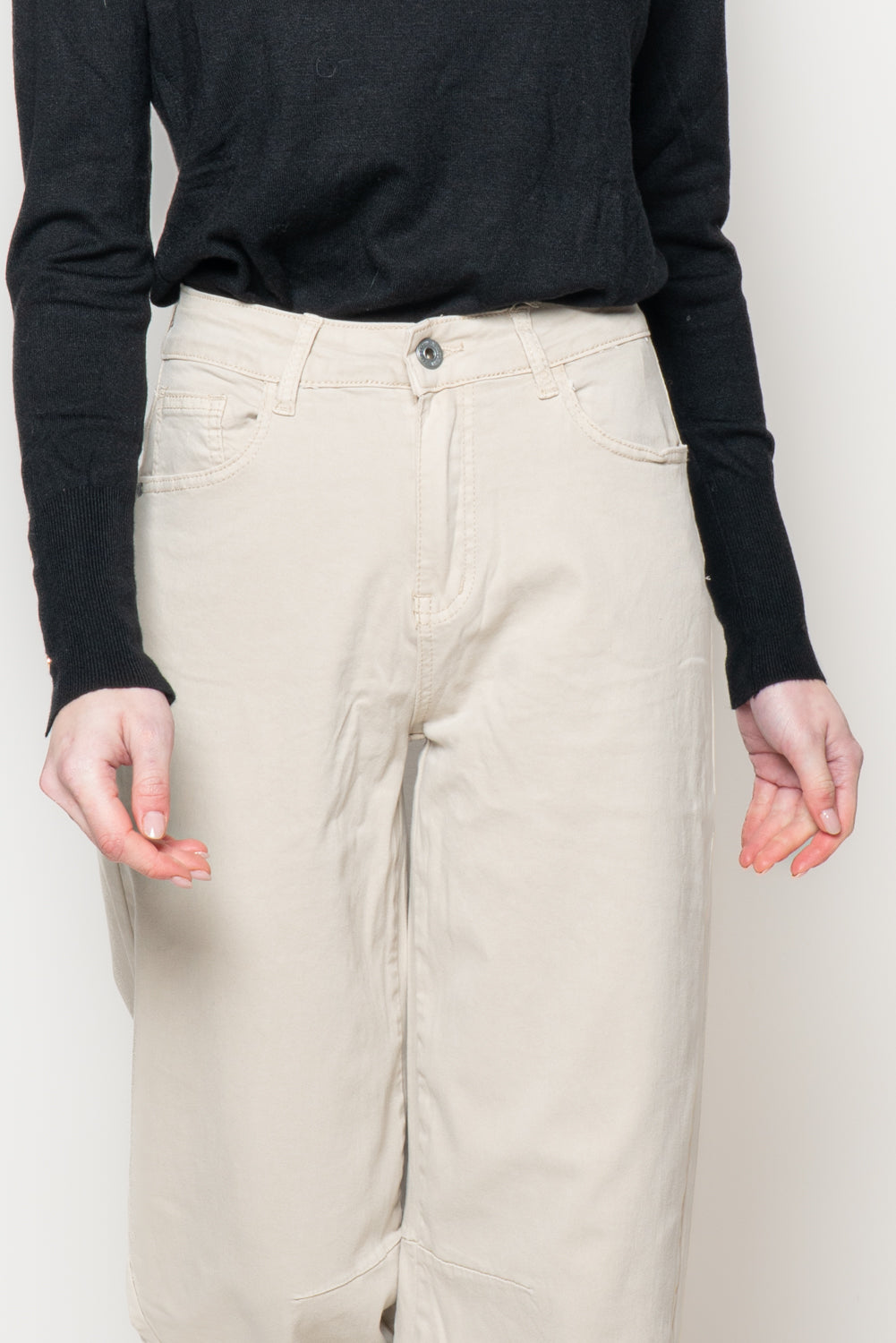 Pantaloni baggy