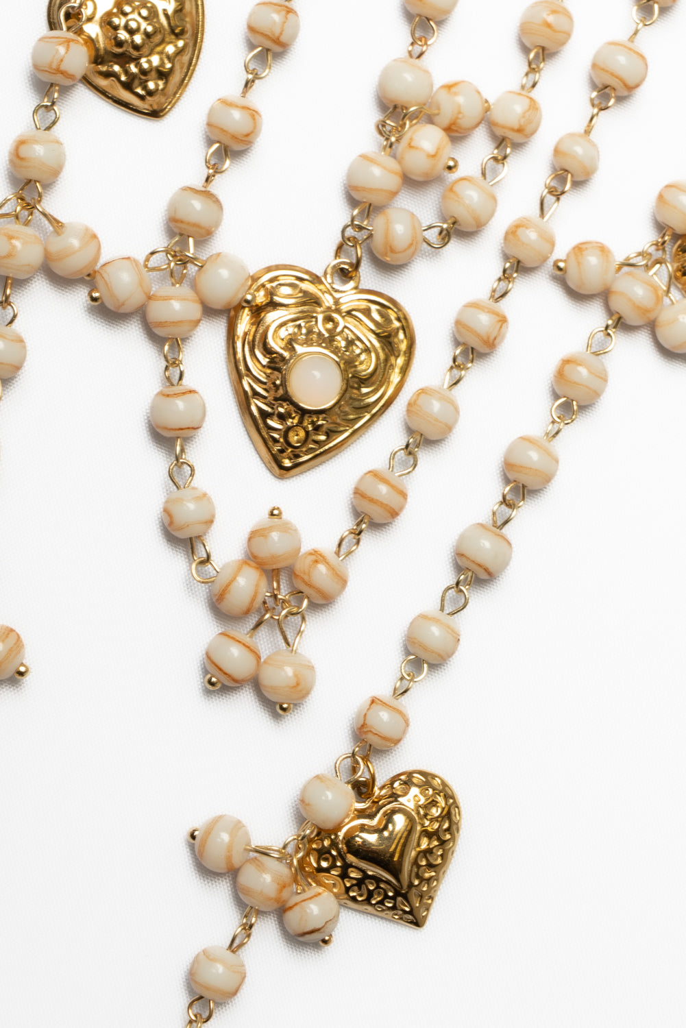 Collana multifili con cuori