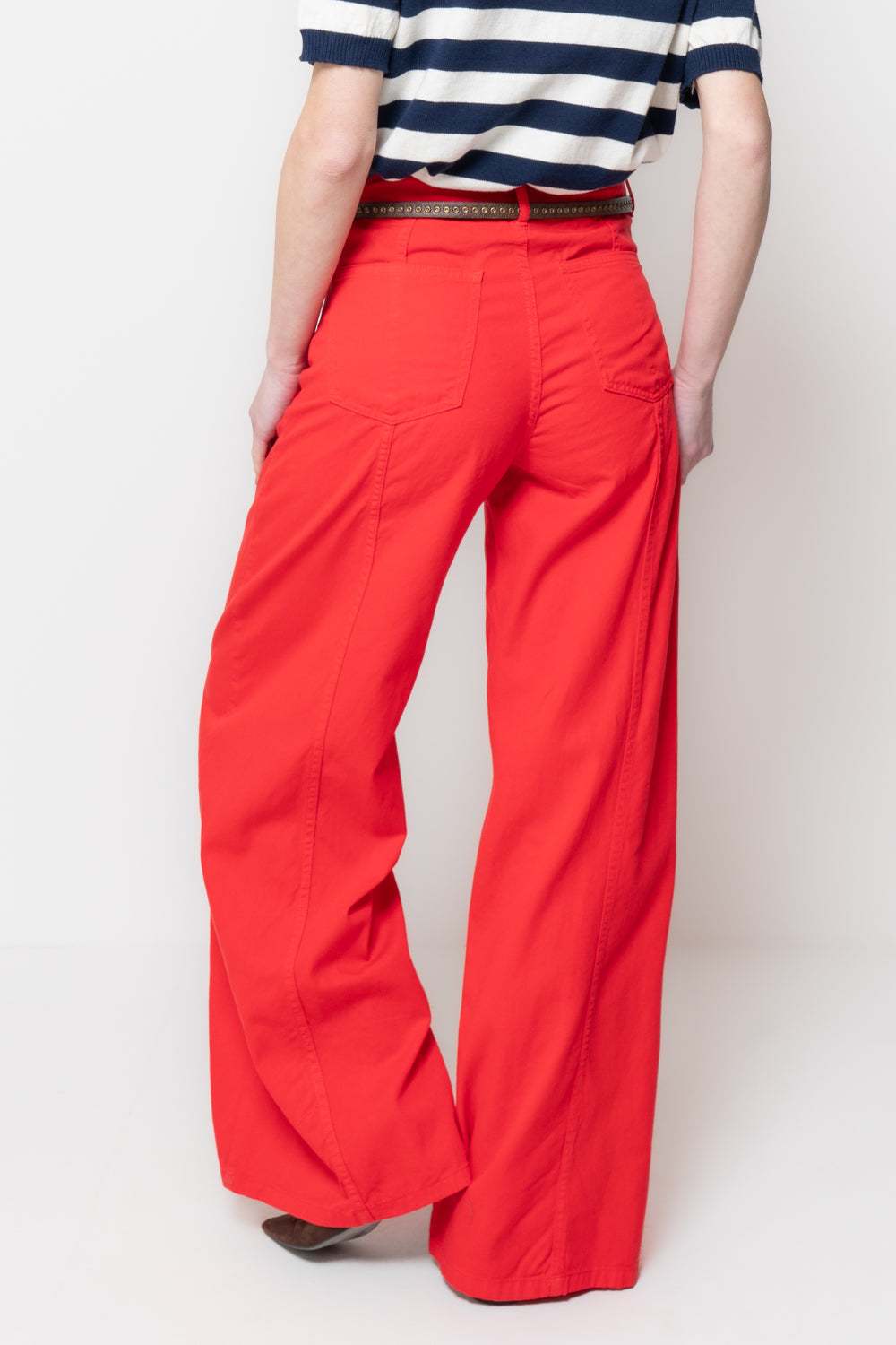 Pantaloni a palazzo con cuciture