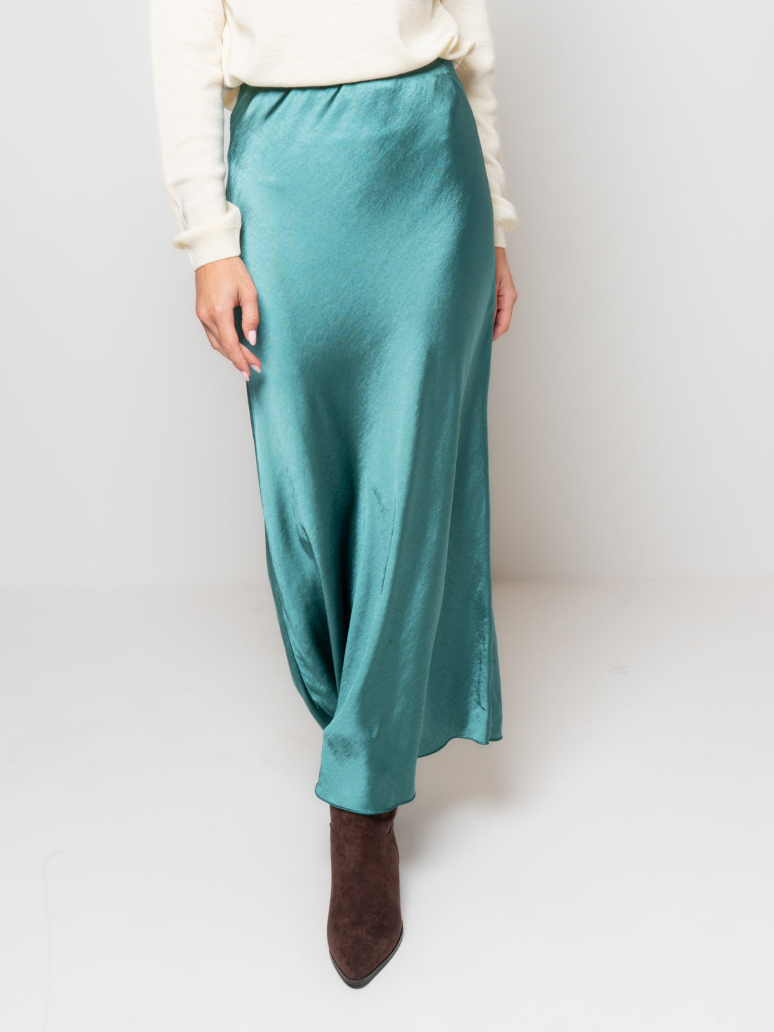 Gonna in satin lunga