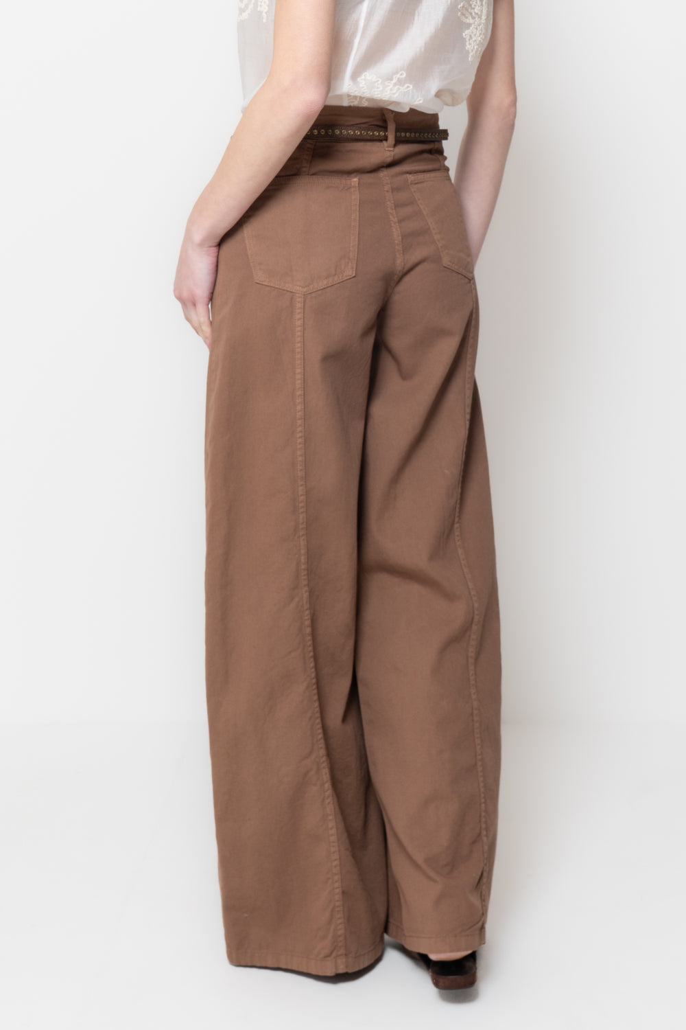 Pantaloni a palazzo con cuciture