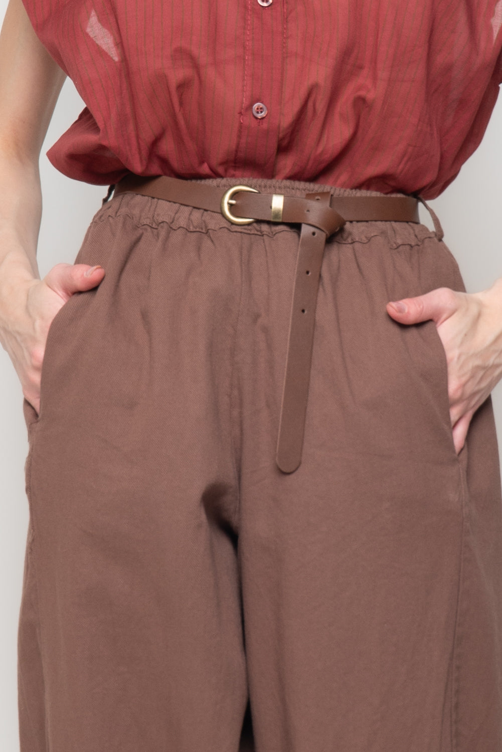Pantalone a Gamba Larga con Cintura