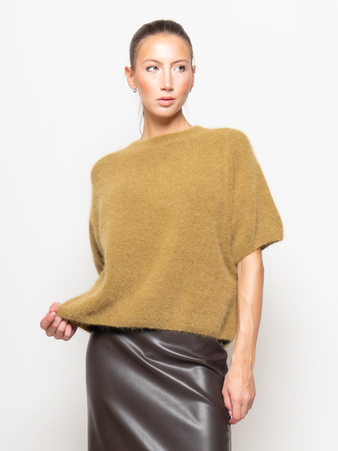 Maglia in angora a manica corta