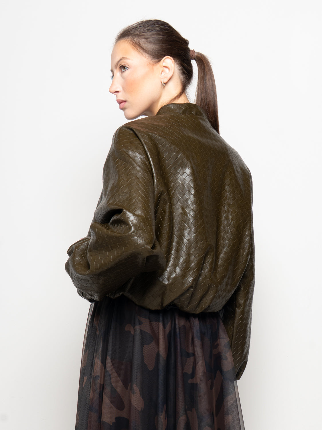 Giacca bomber in ecopelle intrecciata