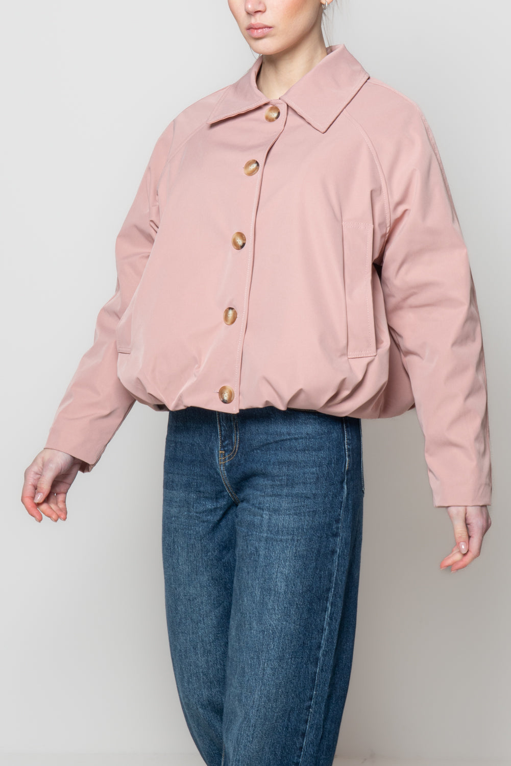 Bomber impermeabile con colletto