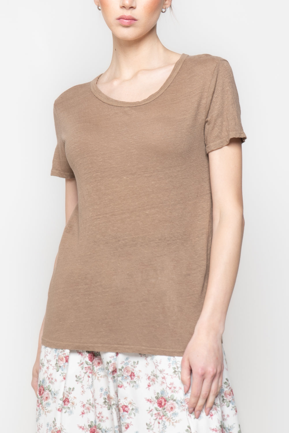 T-shirt paricollo 100% lino