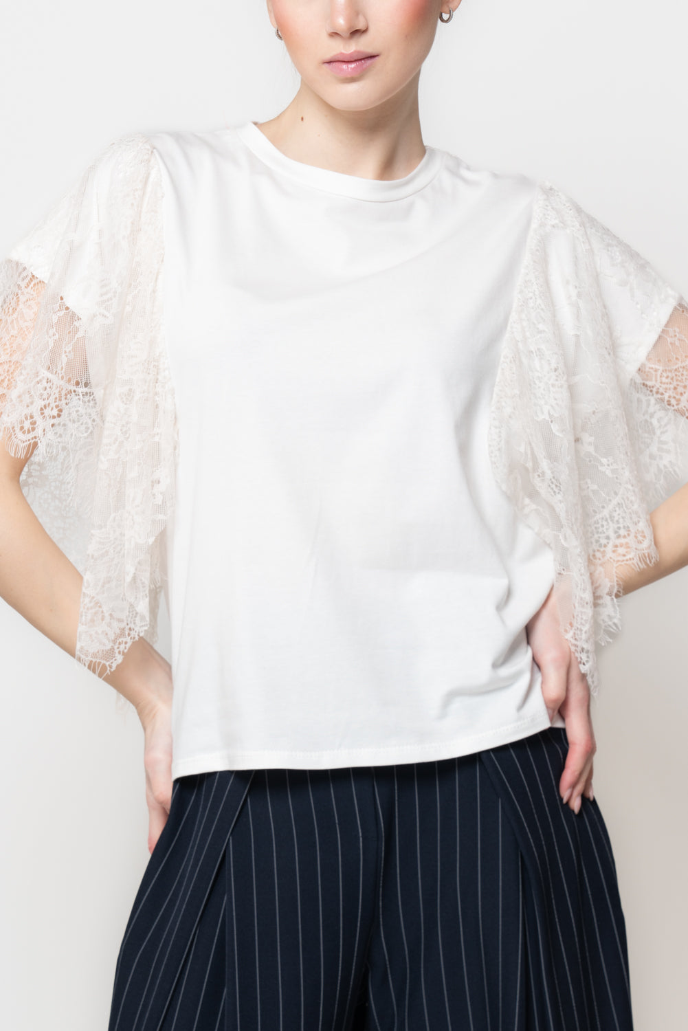 T-shirt con Maniche in Pizzo