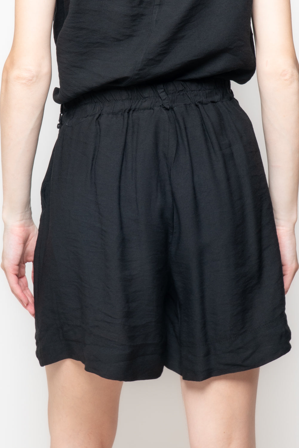 Shorts Fluidi con Elastico in Vita