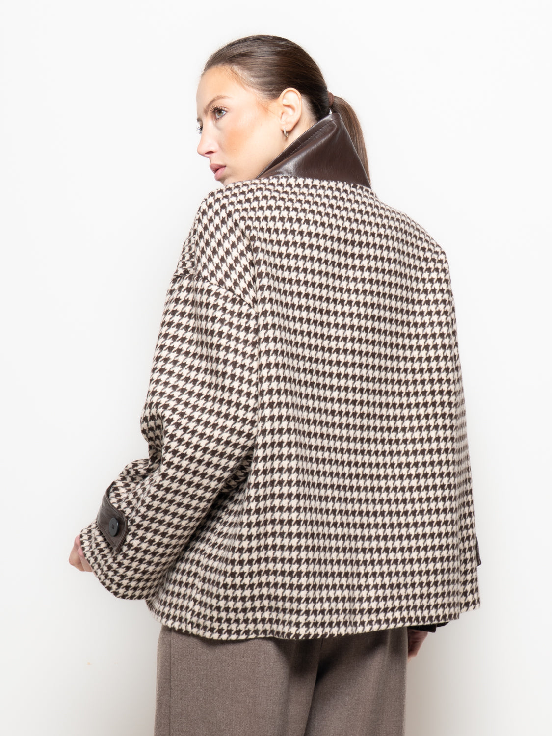 Giacca pied-de-poule con dettagli in similpelle