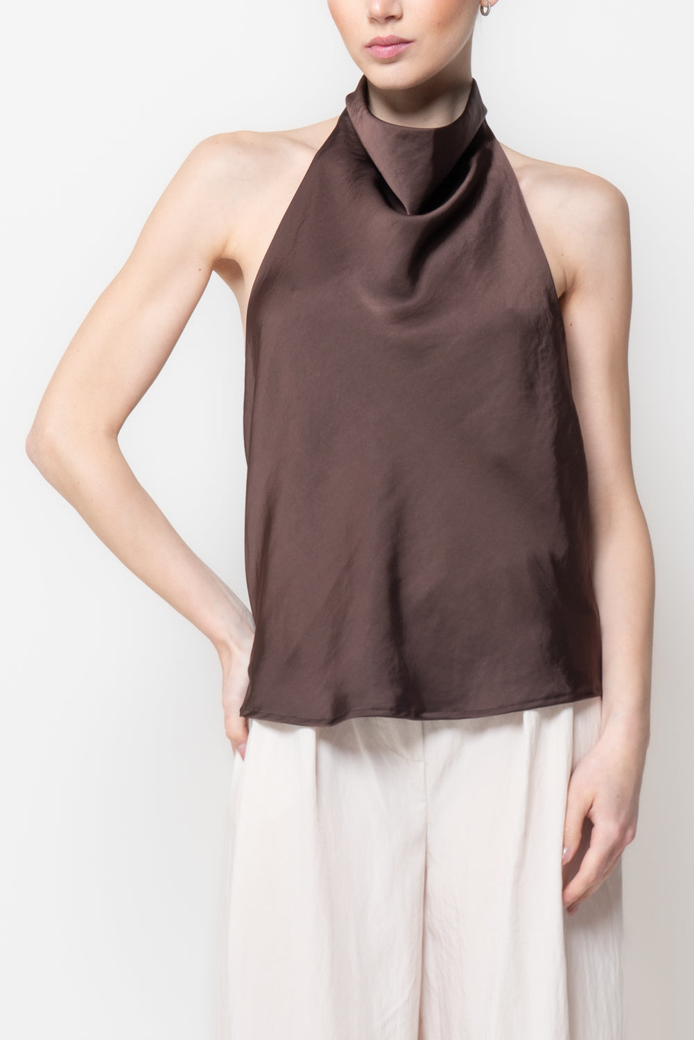 Top Satin con Scollo all'Americana