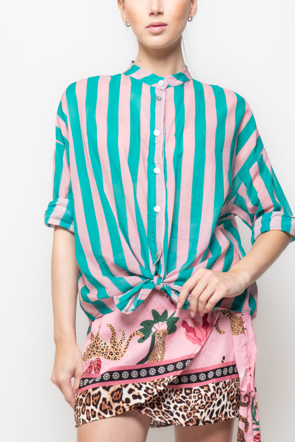 Camicia alla coreana a righe