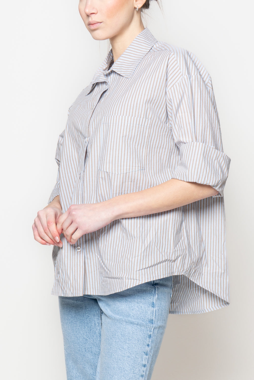 Camicia a righe con tasca