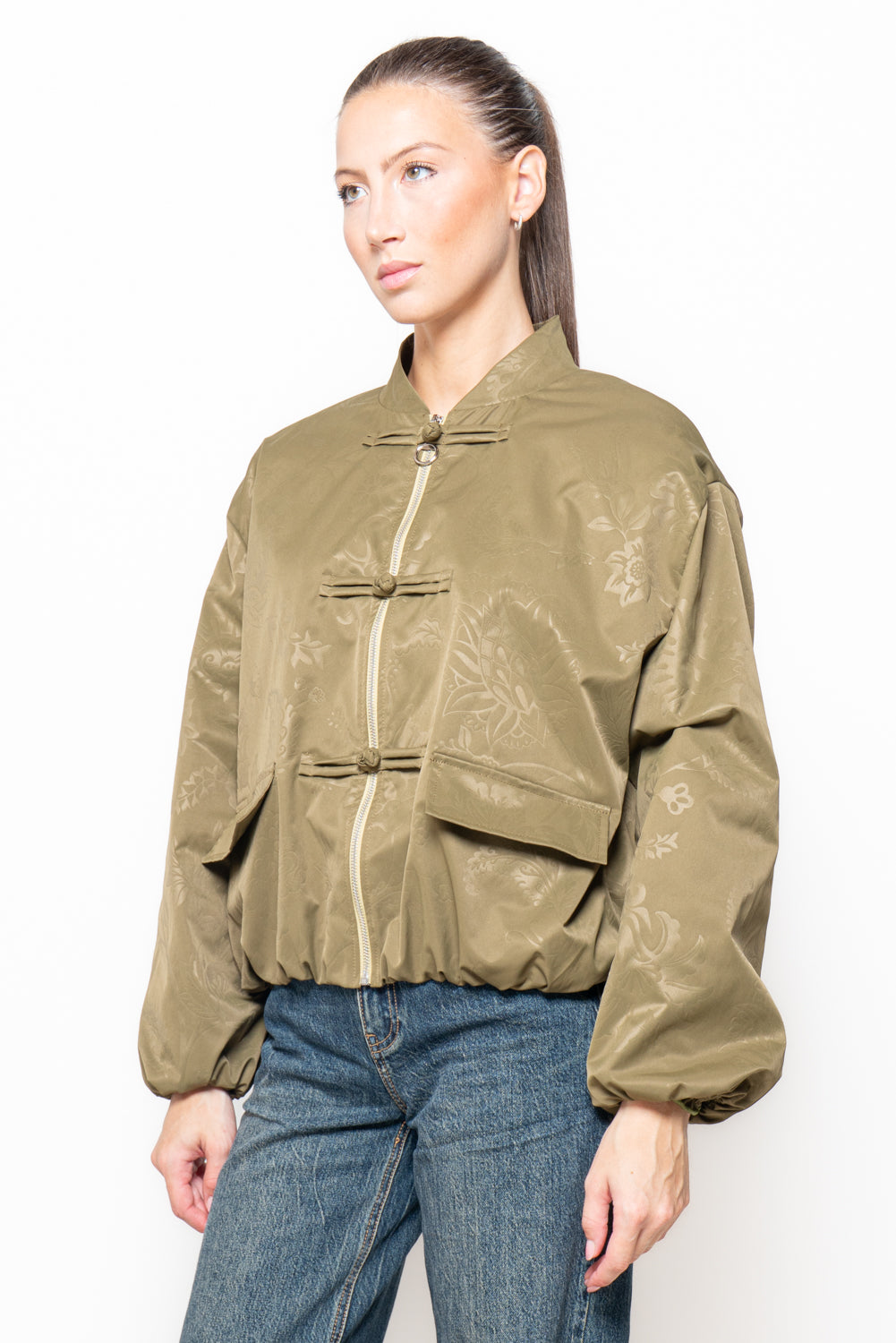 Giacca stile orientale con chiusura a nodini