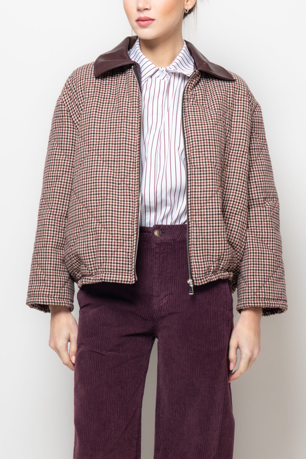 Giubbotto trapuntato con colletto in ecopelle