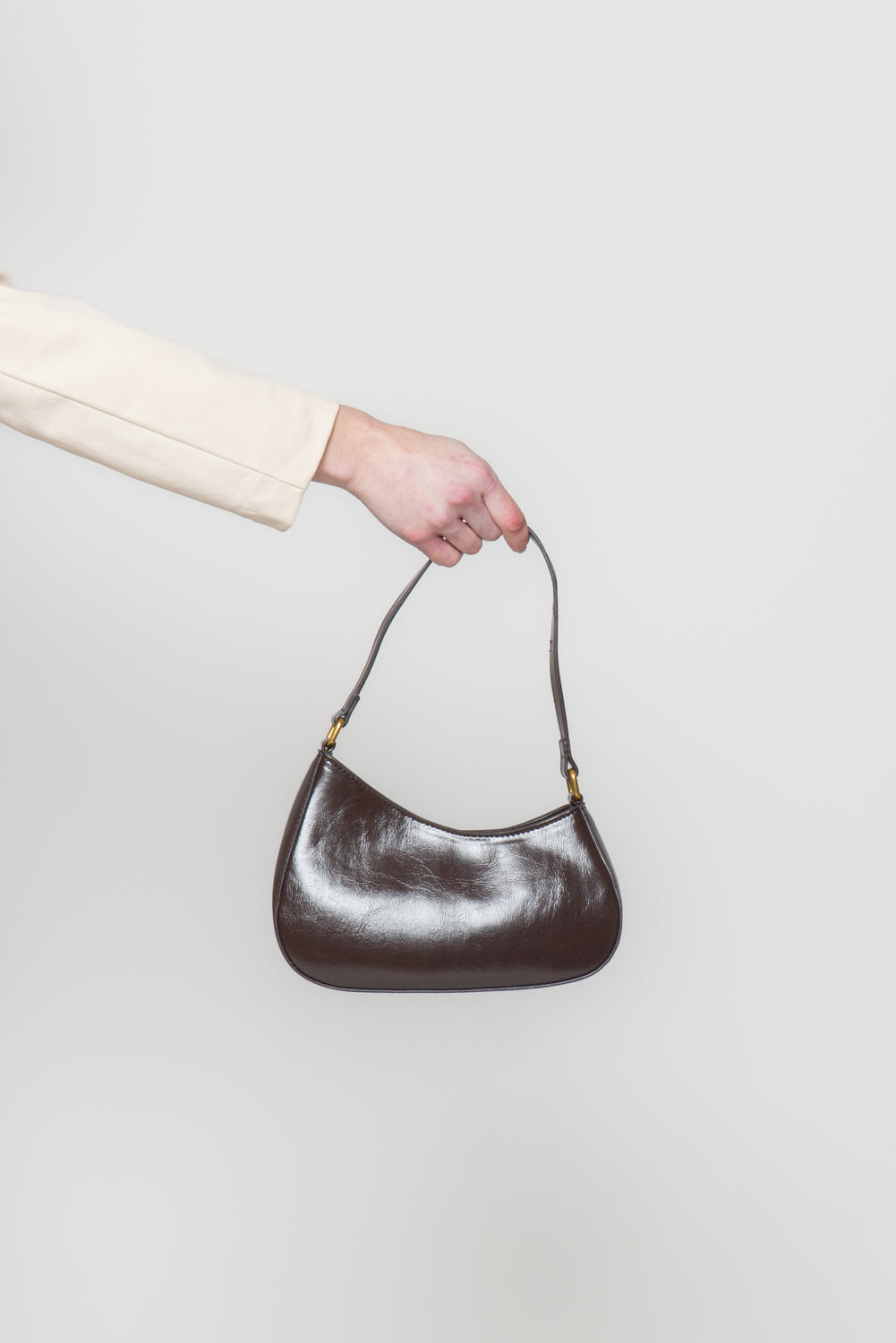 Tracolla con forma stondata