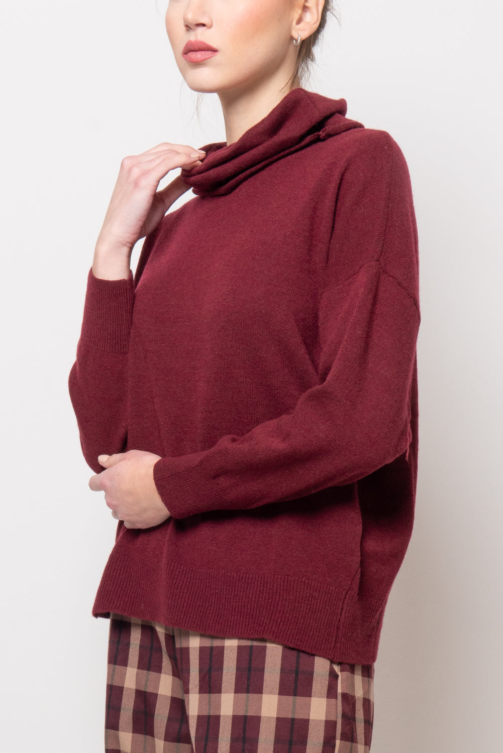 Maglia con collo ad anello