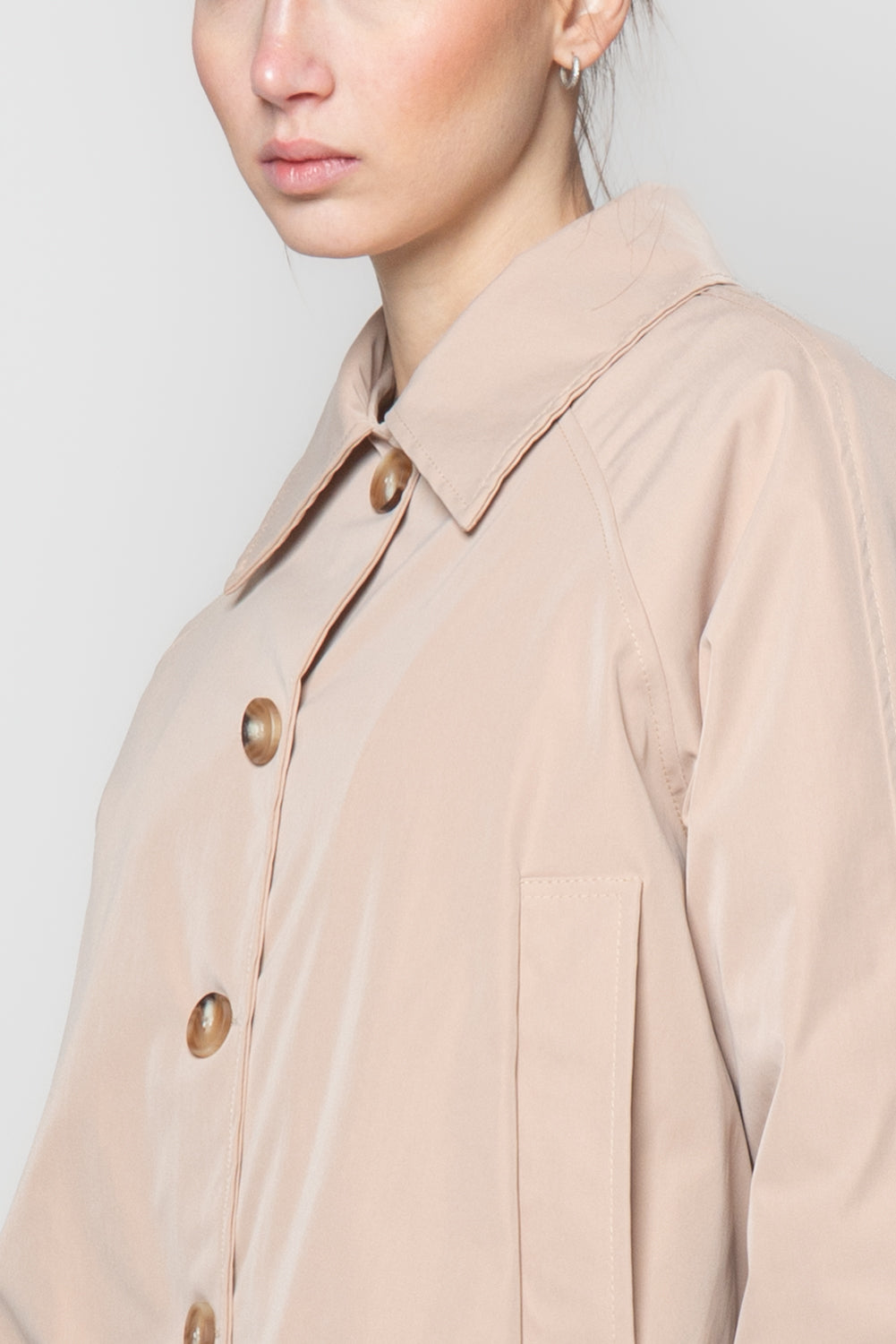 Bomber impermeabile con colletto