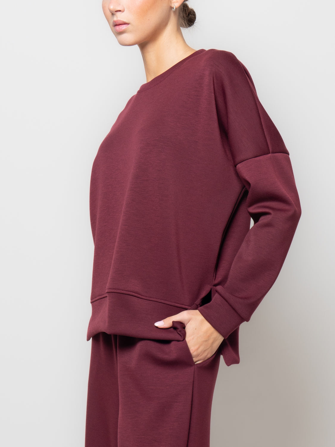 Felpa in neoprene con spacchi laterali