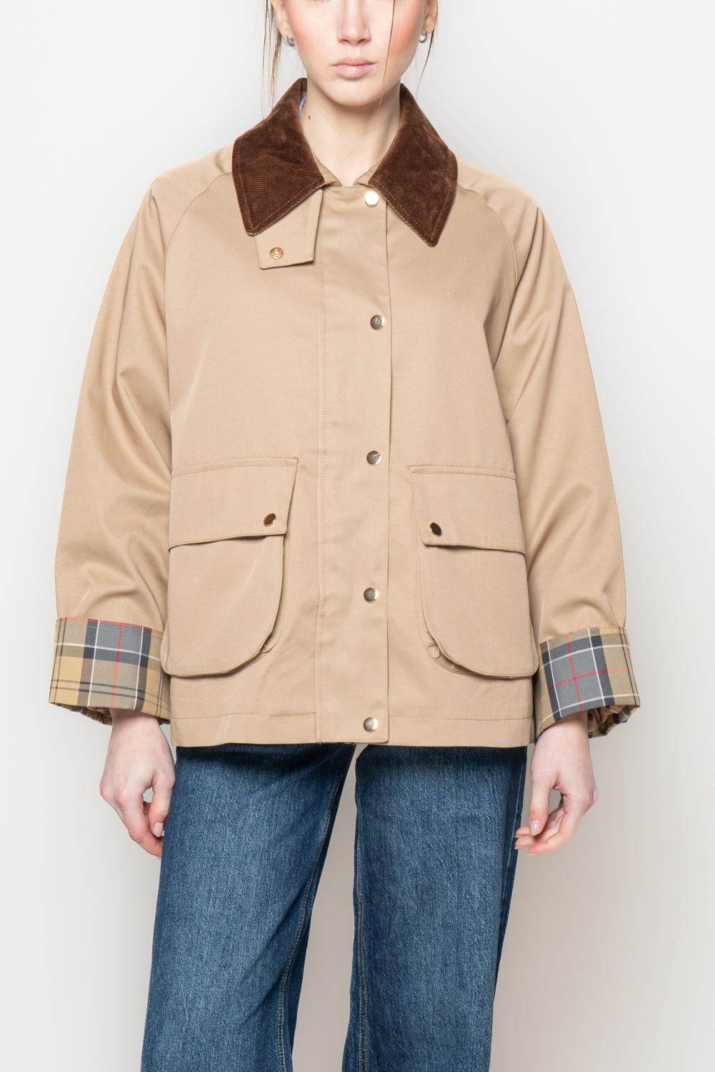 Trench con colletto in velluto