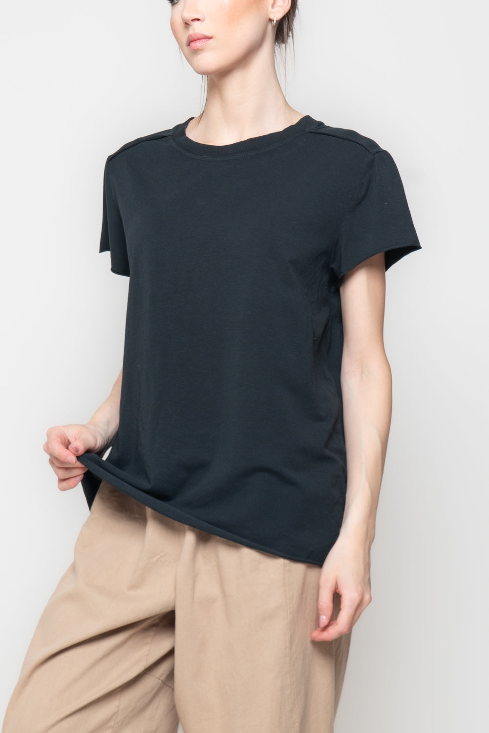 T-shirt Basica con Dettaglio Spalla