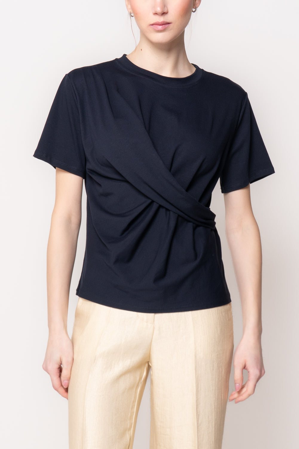 T-shirt con drappeggio