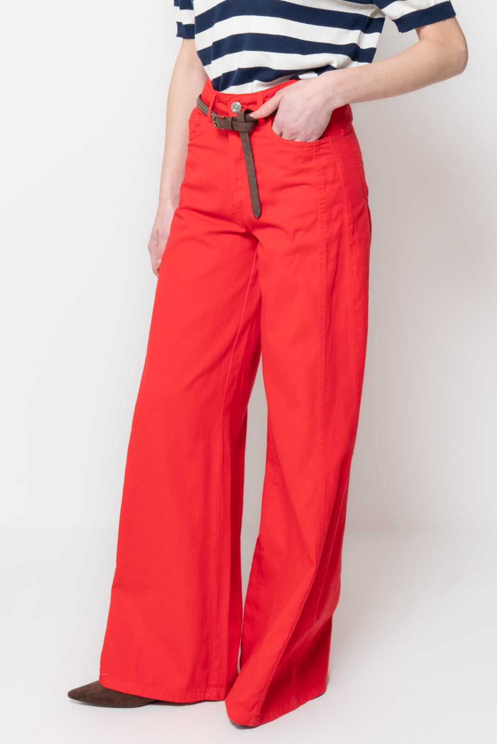 Pantaloni a palazzo con cuciture