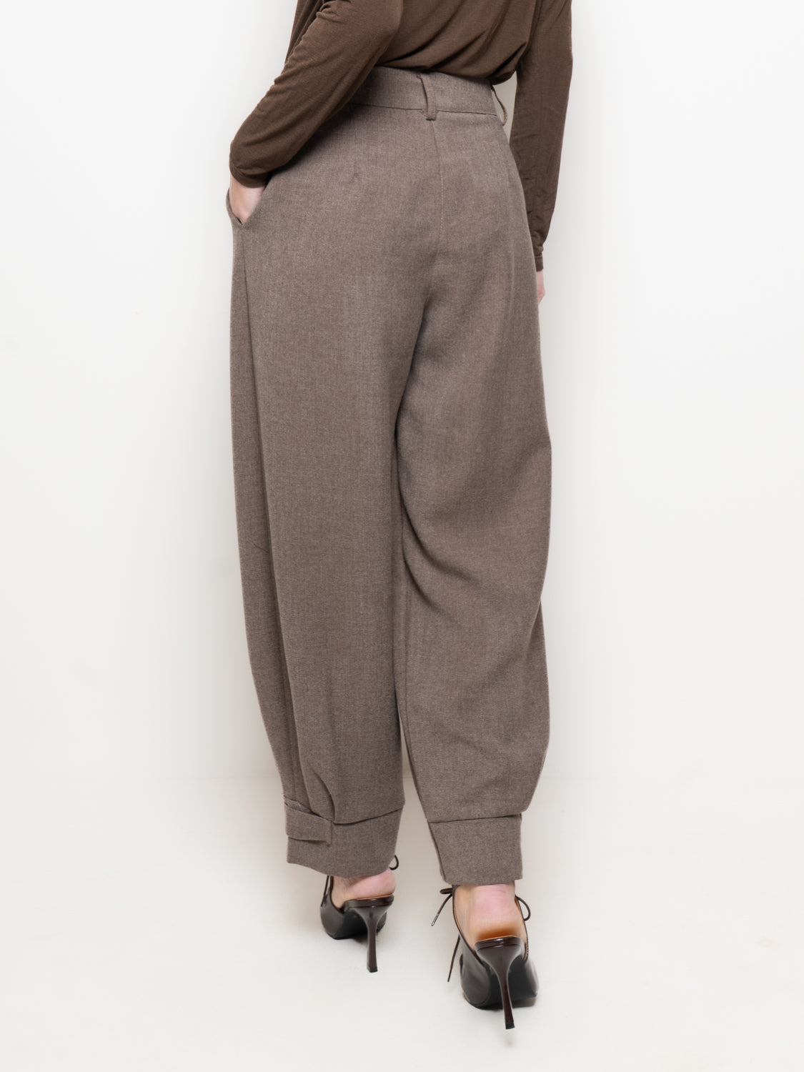 Pantalone cropped a vita alta con polsino