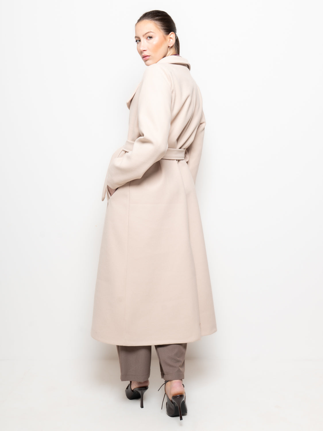 Cappotto lungo con cintura