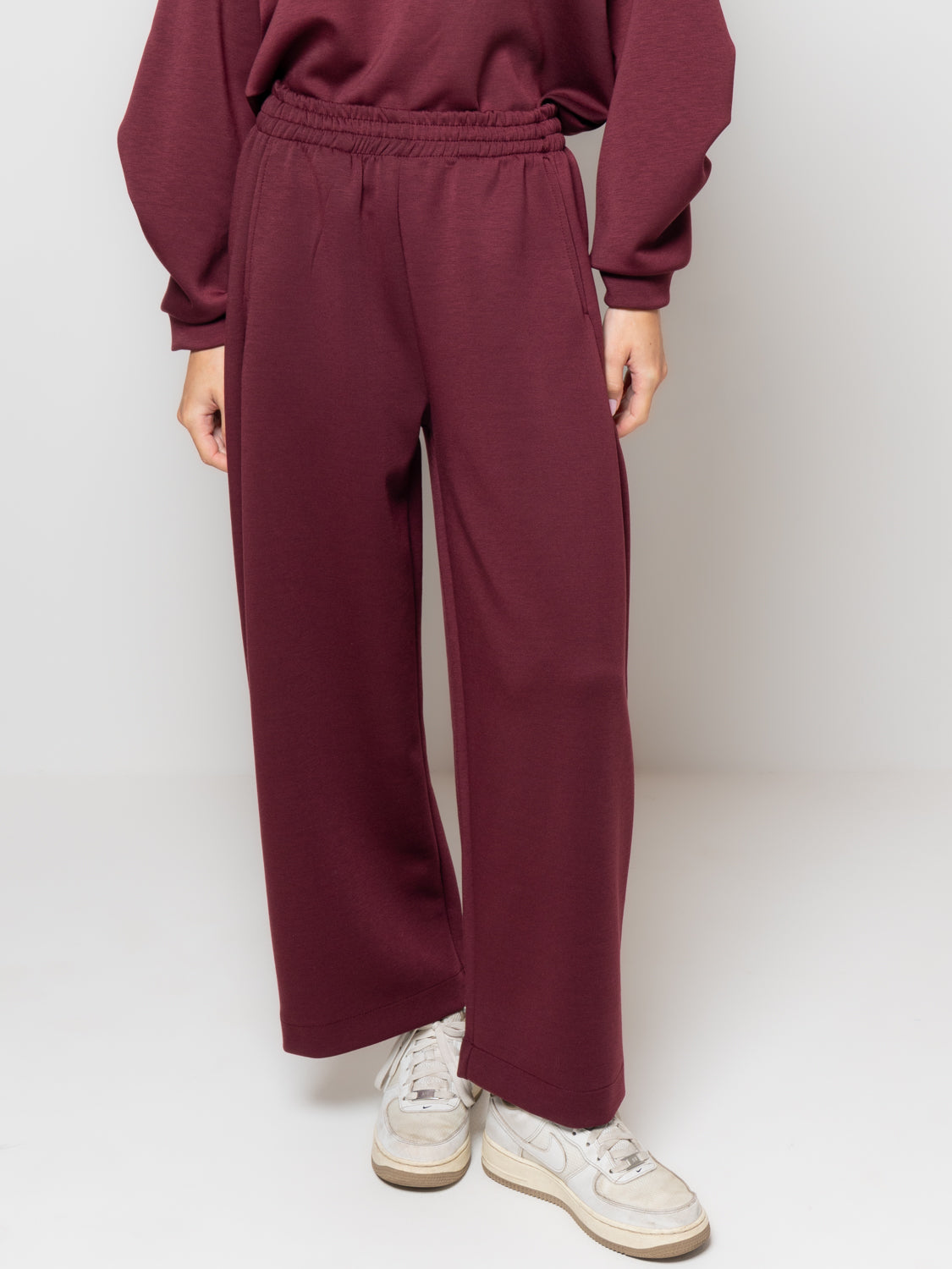 Pantalone baggy in neoprene