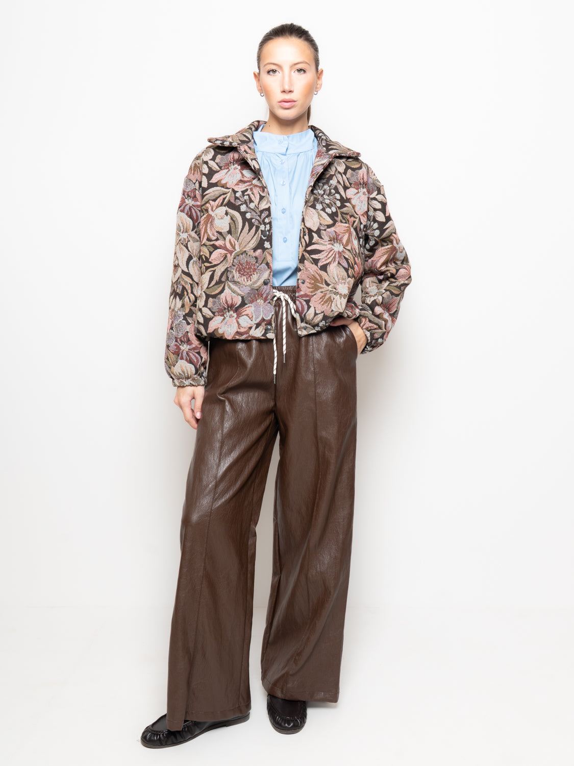 Giacca in tessuto jacquard floreale