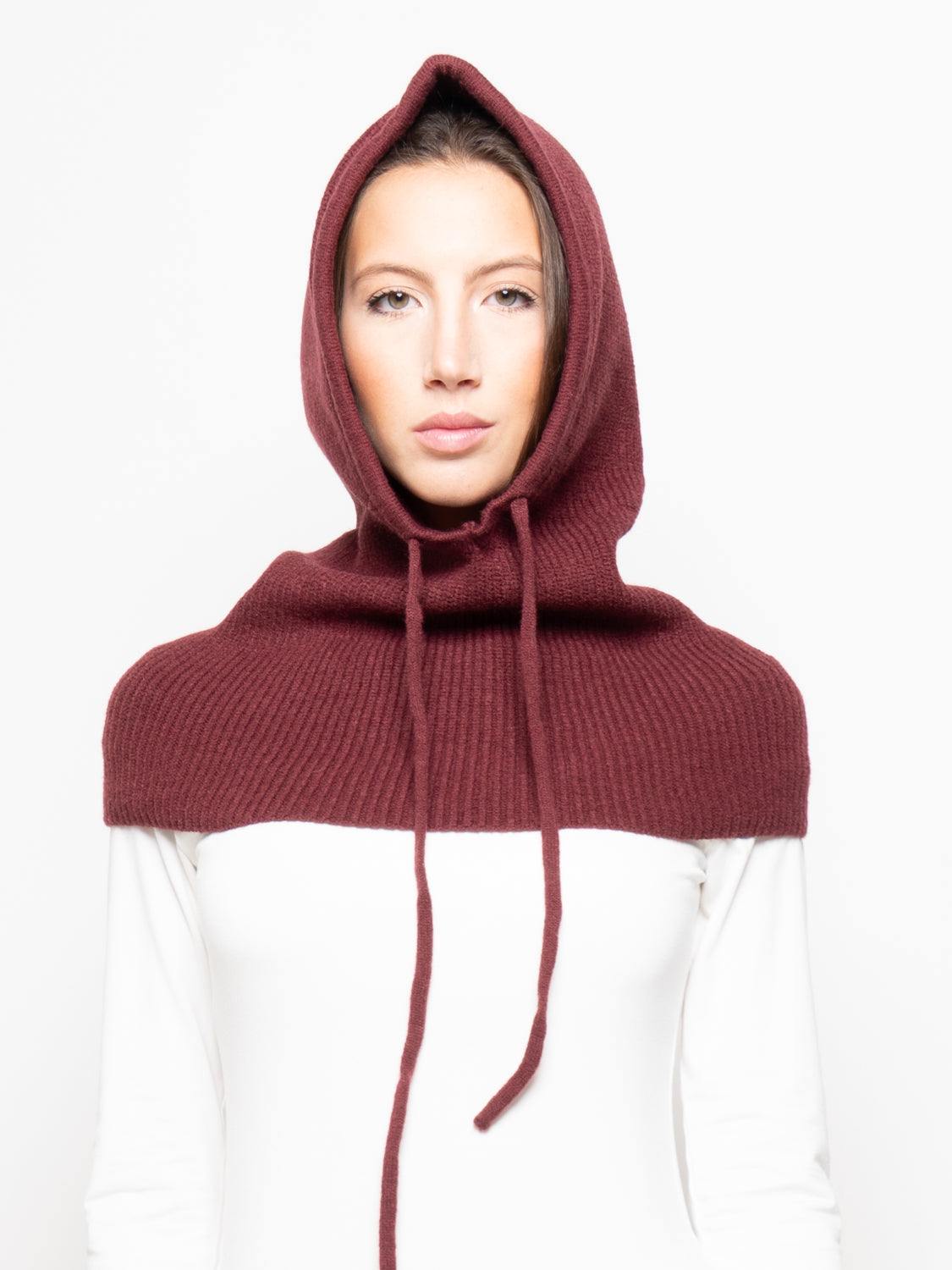 Cappuccio scaldacollo in maglia con coulisse
