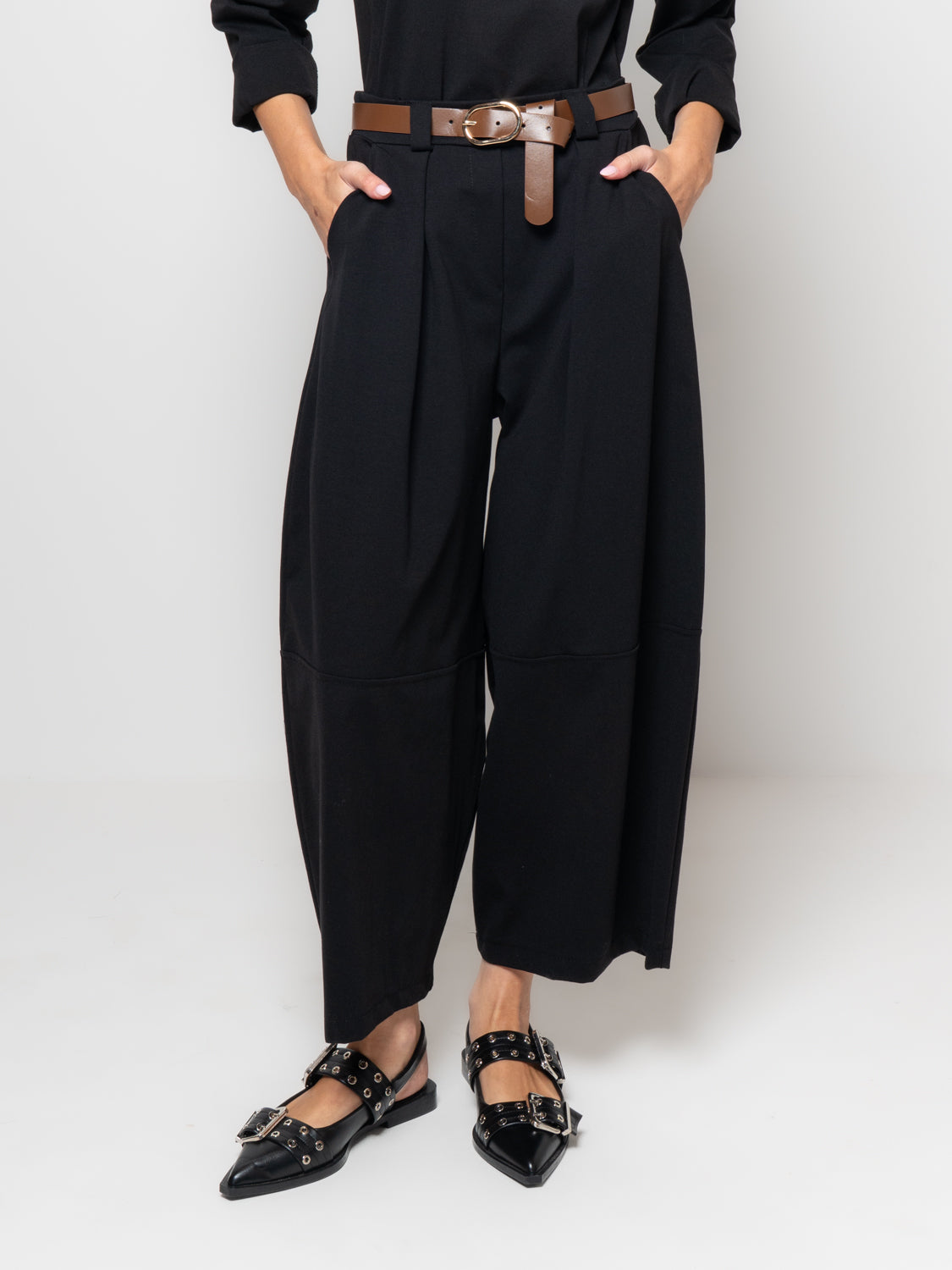 Pantalone barrel in punto milano