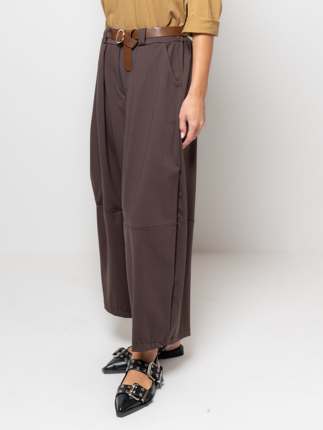 Pantalone barrel in punto milano