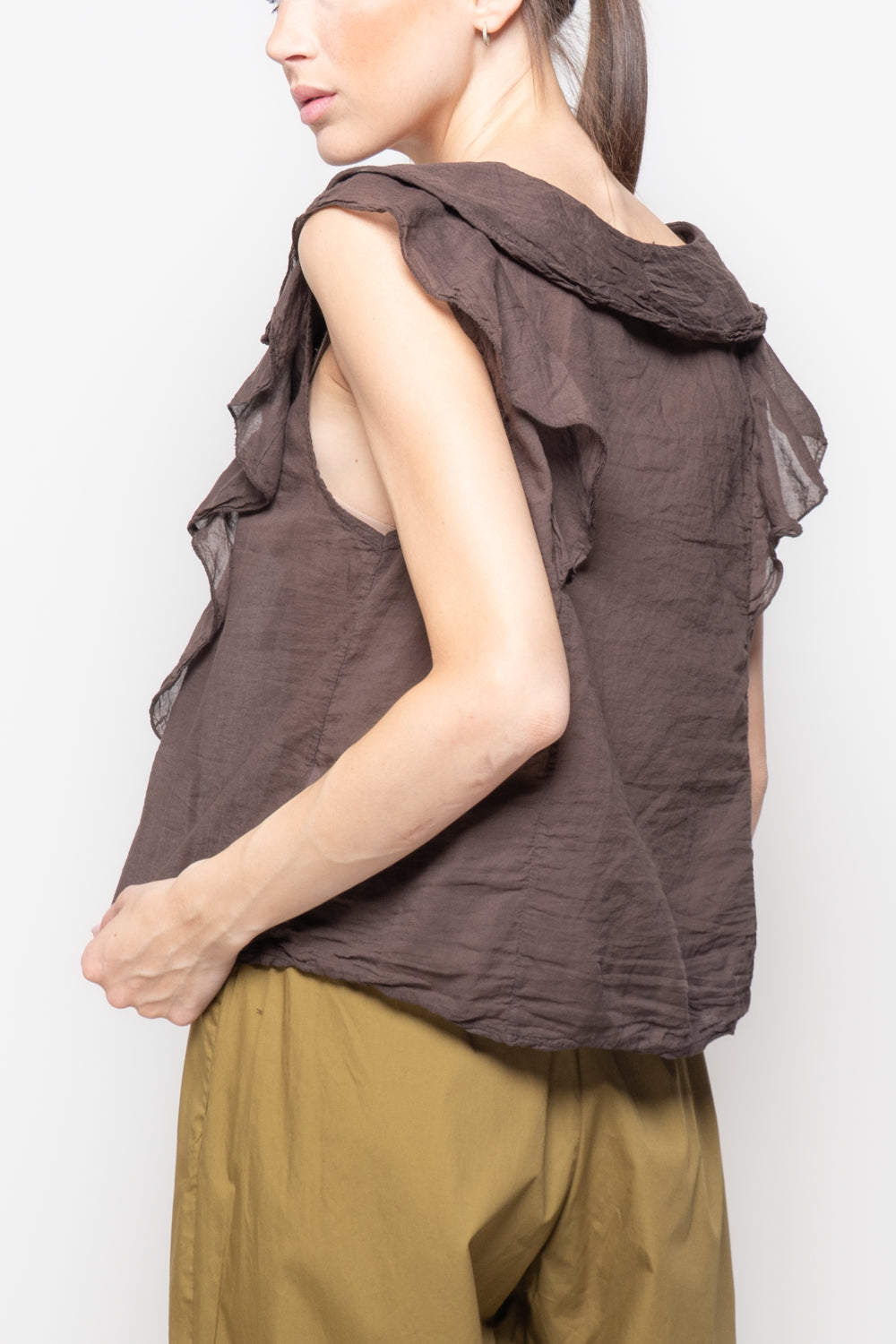 Blusa Leggera con Scollo a V e Volant