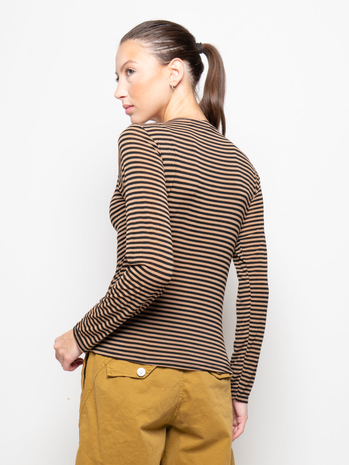 Maglia a righe con collo a serafino misto cachemire