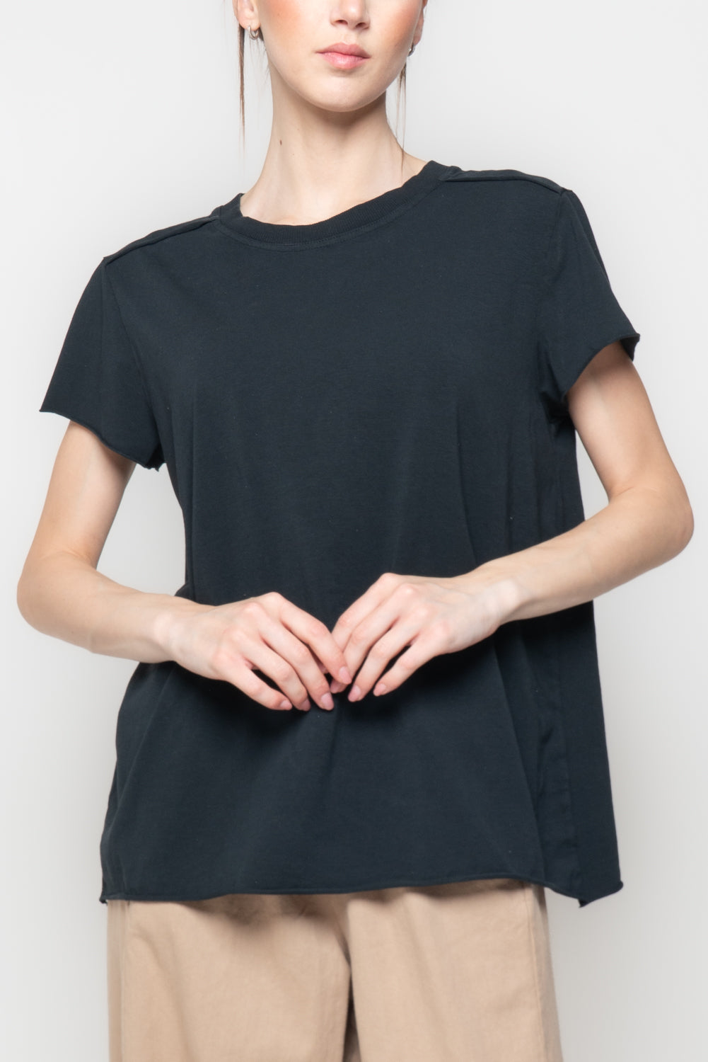 T-shirt Basica con Dettaglio Spalla